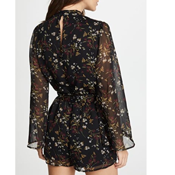 NWT BB Dakota Rise & Shine Chiffon Printed Romper - Picture 4 of 14